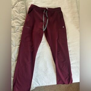 FIGS Burgandy Scrub bottoms size S